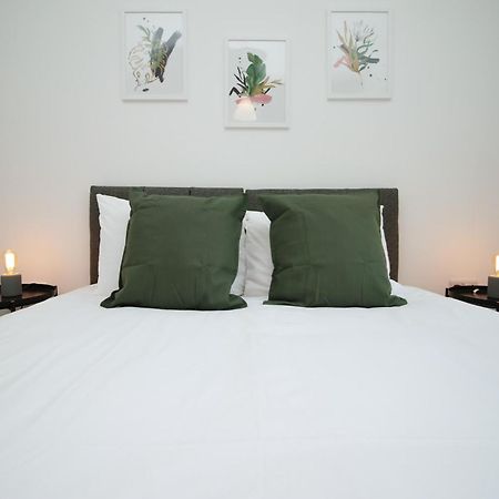 Fully Equipped Kitchen, Parking, City Centre Суонси Экстерьер фото