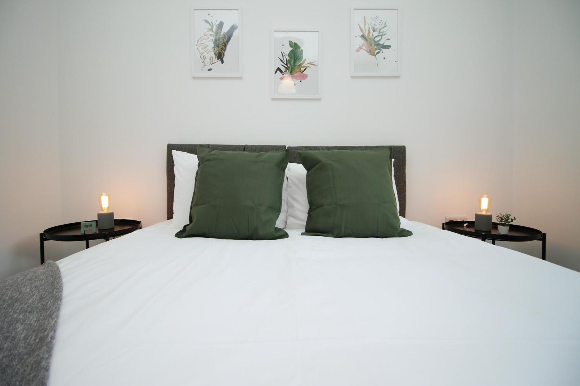 Fully Equipped Kitchen, Parking, City Centre Суонси Экстерьер фото