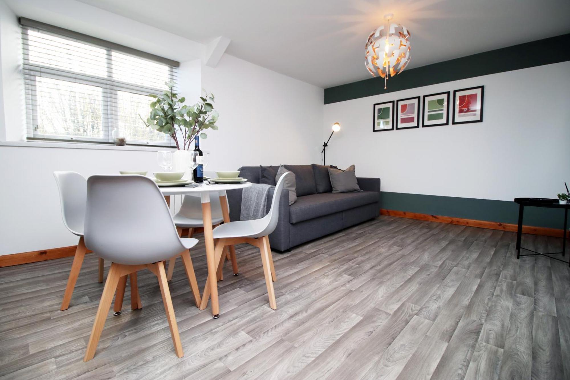 Fully Equipped Kitchen, Parking, City Centre Суонси Экстерьер фото