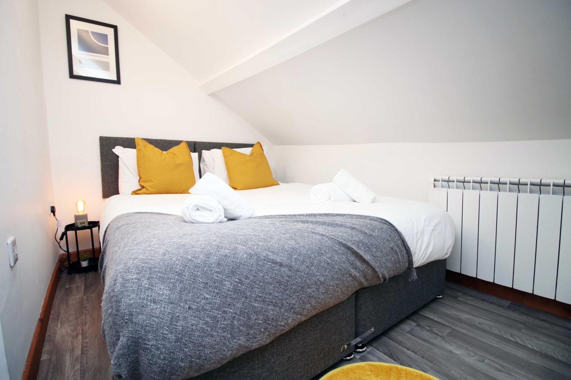 Fully Equipped Kitchen, Parking, City Centre Суонси Экстерьер фото
