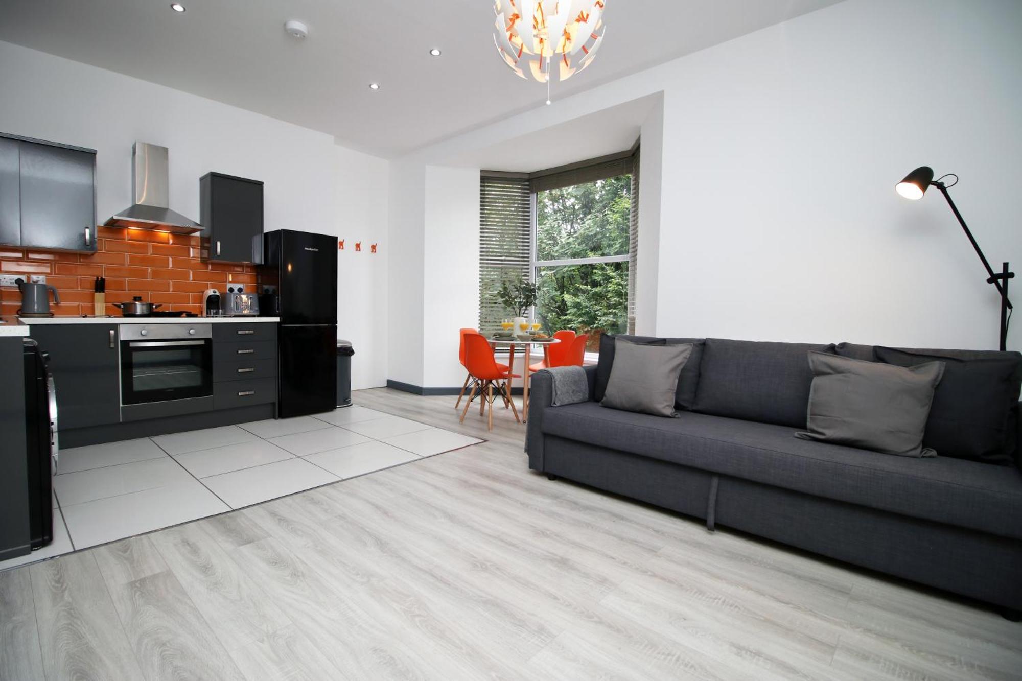 Fully Equipped Kitchen, Parking, City Centre Суонси Экстерьер фото