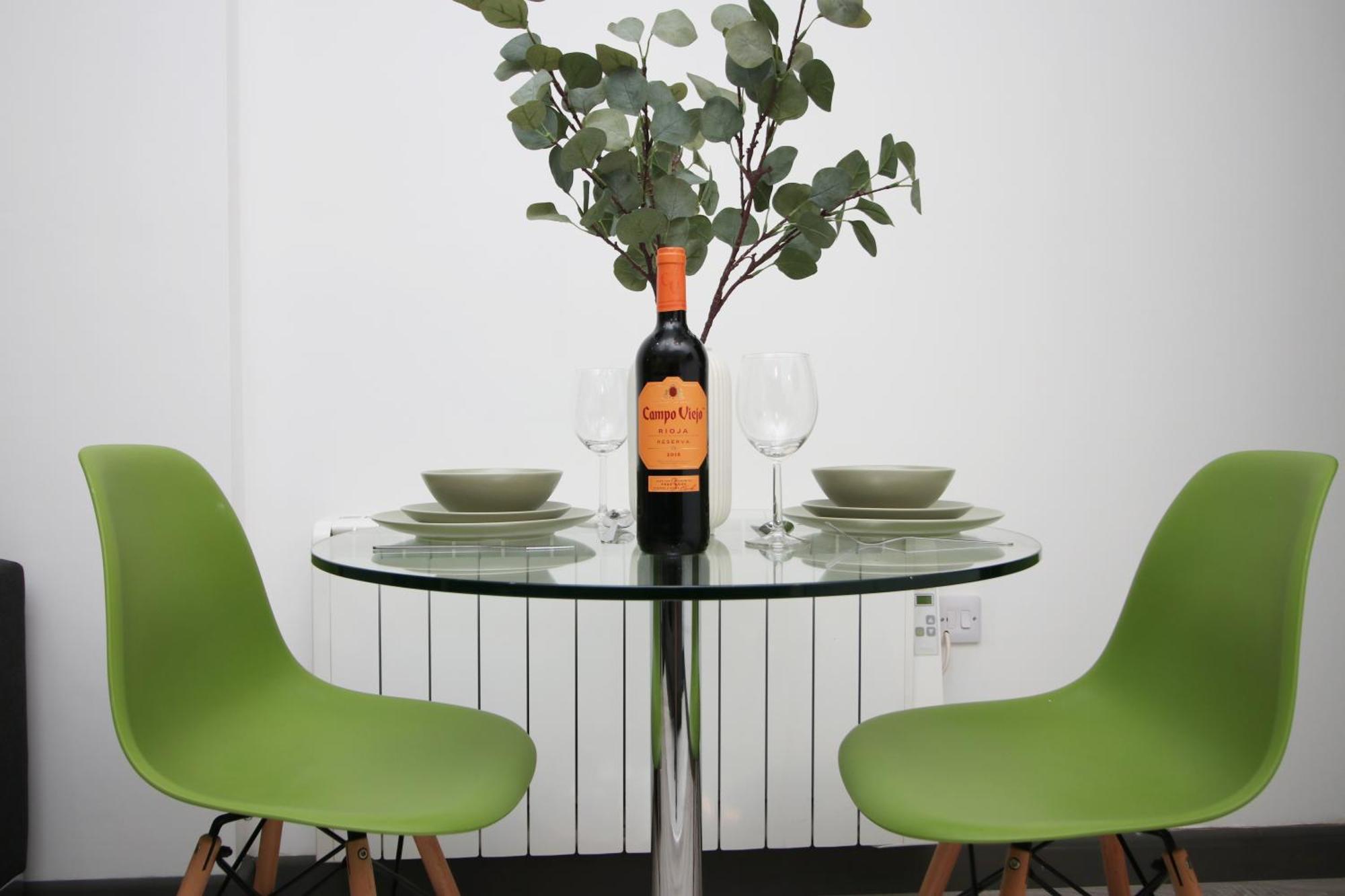 Fully Equipped Kitchen, Parking, City Centre Суонси Экстерьер фото